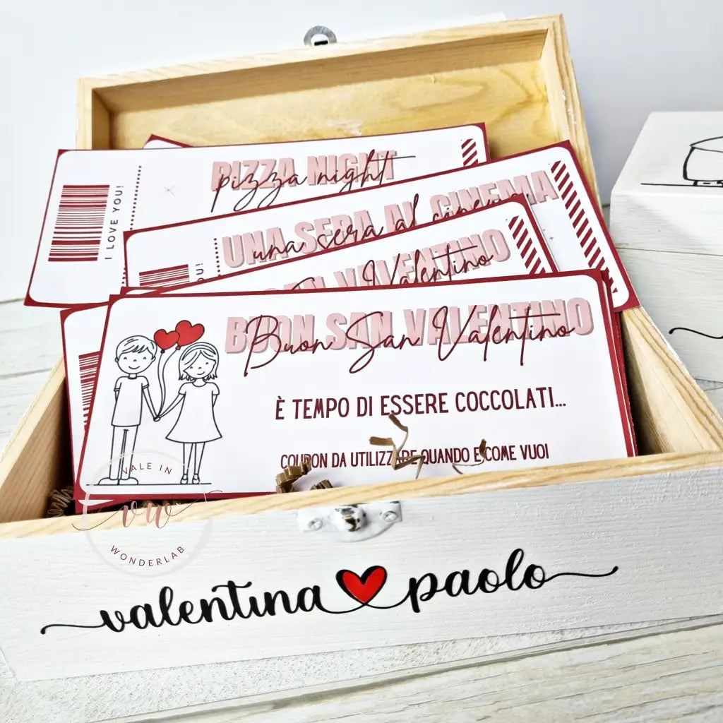 scatola personalizzabile con nome con coupon per innamorati.